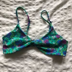Blackbough Swim Daisy Daze Tona Bikini Top